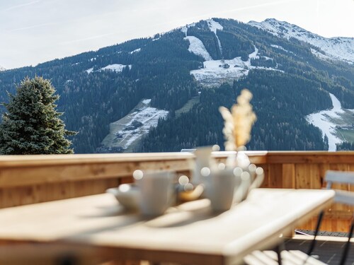 Chalet Alpbach: Sauna, Traumblick & Skibus-Nähe