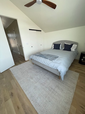 2 habitaciones, tabla de planchar con plancha y wifi gratis