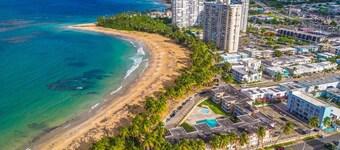 Luquillo Escape – 3BR Steps from Beach + Parking