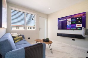 TV - SunJoy No.5 - Chic 2BR Apartment Isla Verde (Carolina)