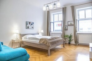 Basic Apartment - Modern 2BR City Apt Near Stadthalle (Vienna)