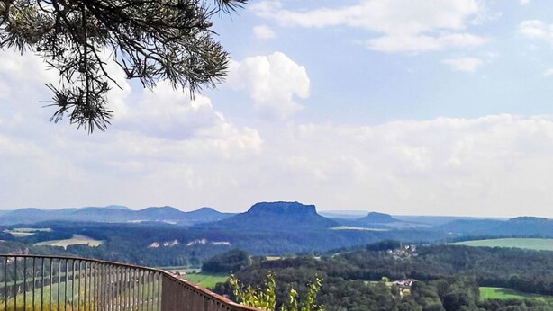 A scenic overlook with a metal railing, offering views of distant hills and a valley. - Stunning  villa for 4 people with WIFI, pool, TV and pets allowed (Rumburk)
