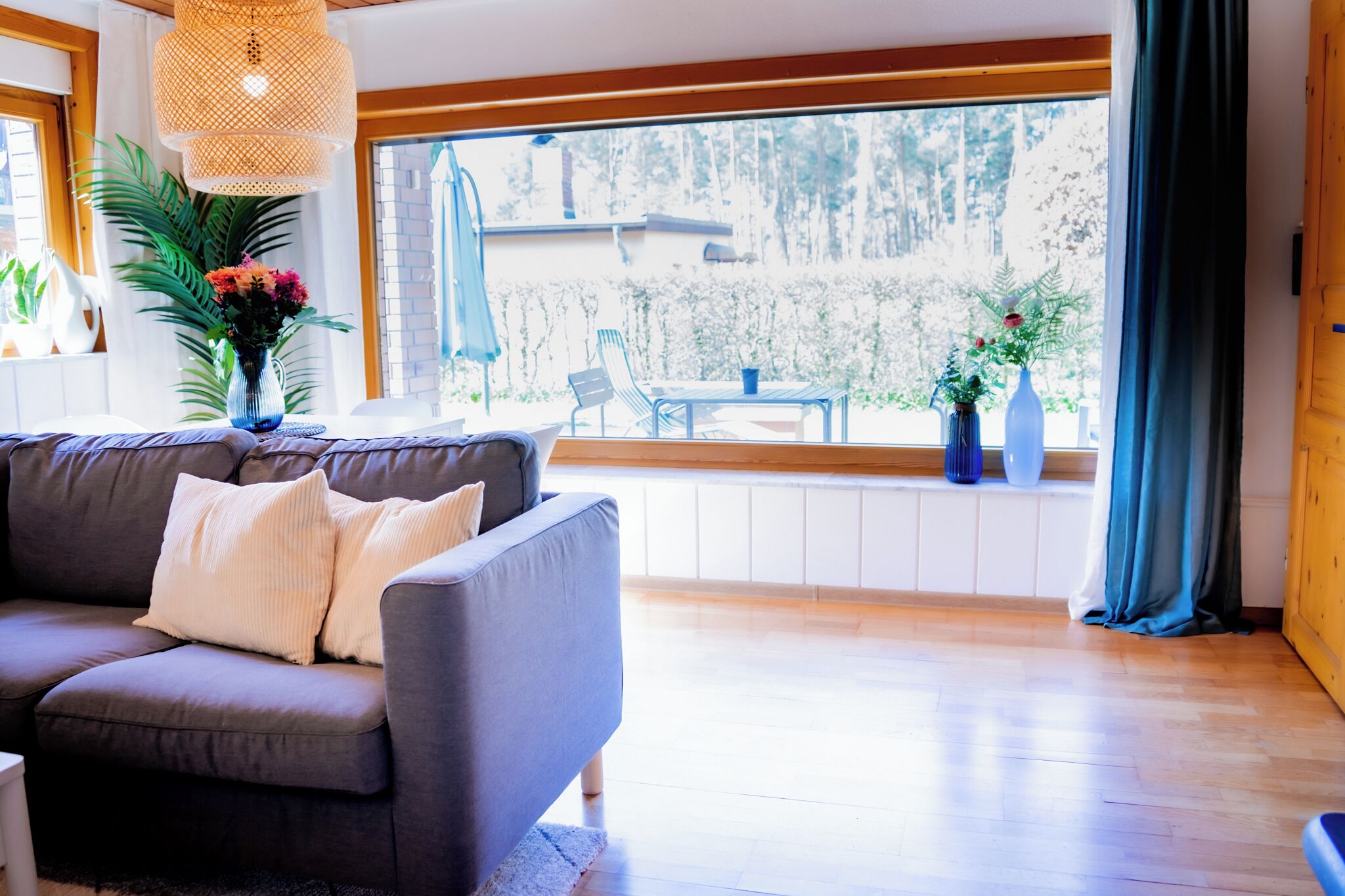 Televisie en een open haard