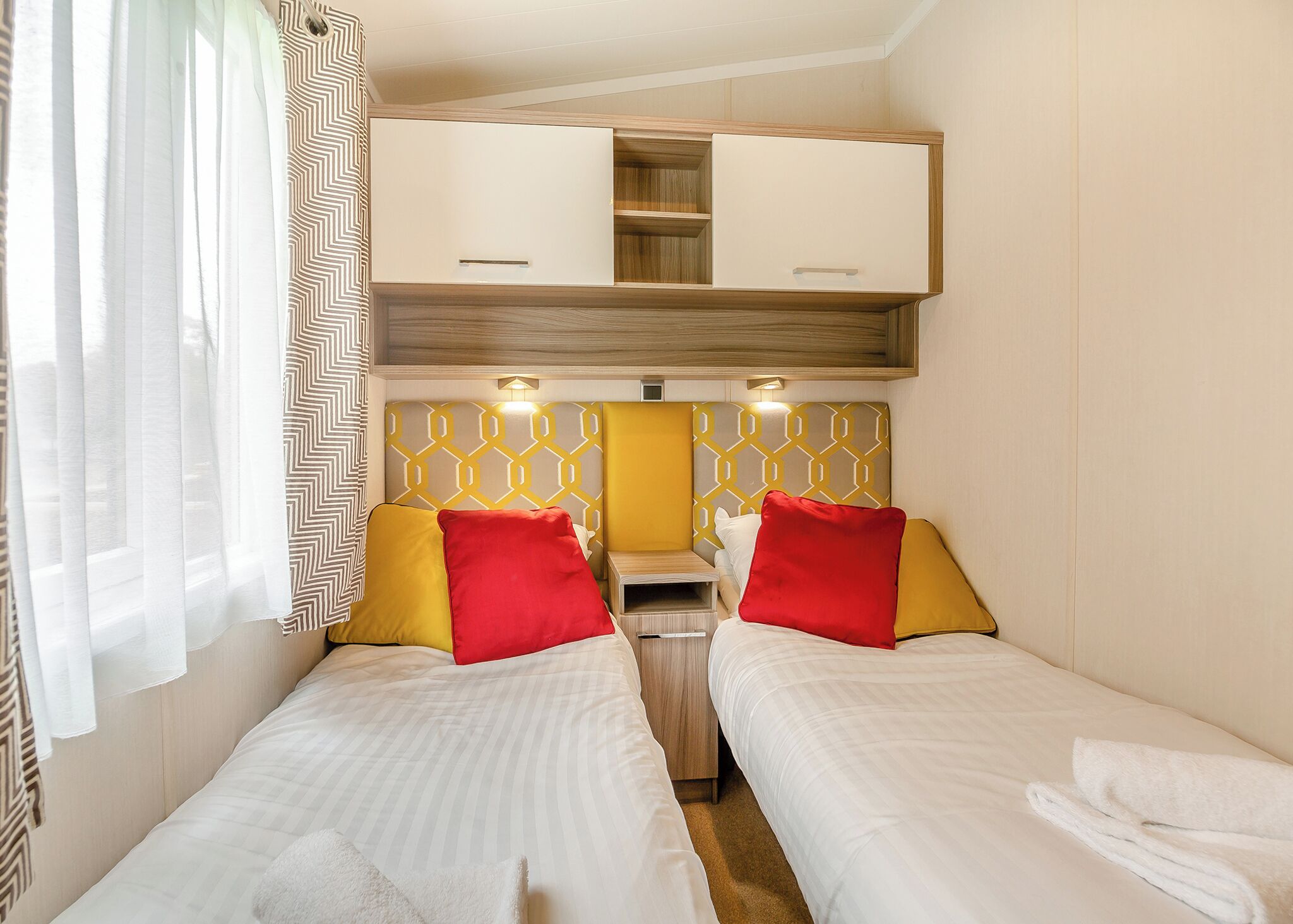 2 bedrooms, internet