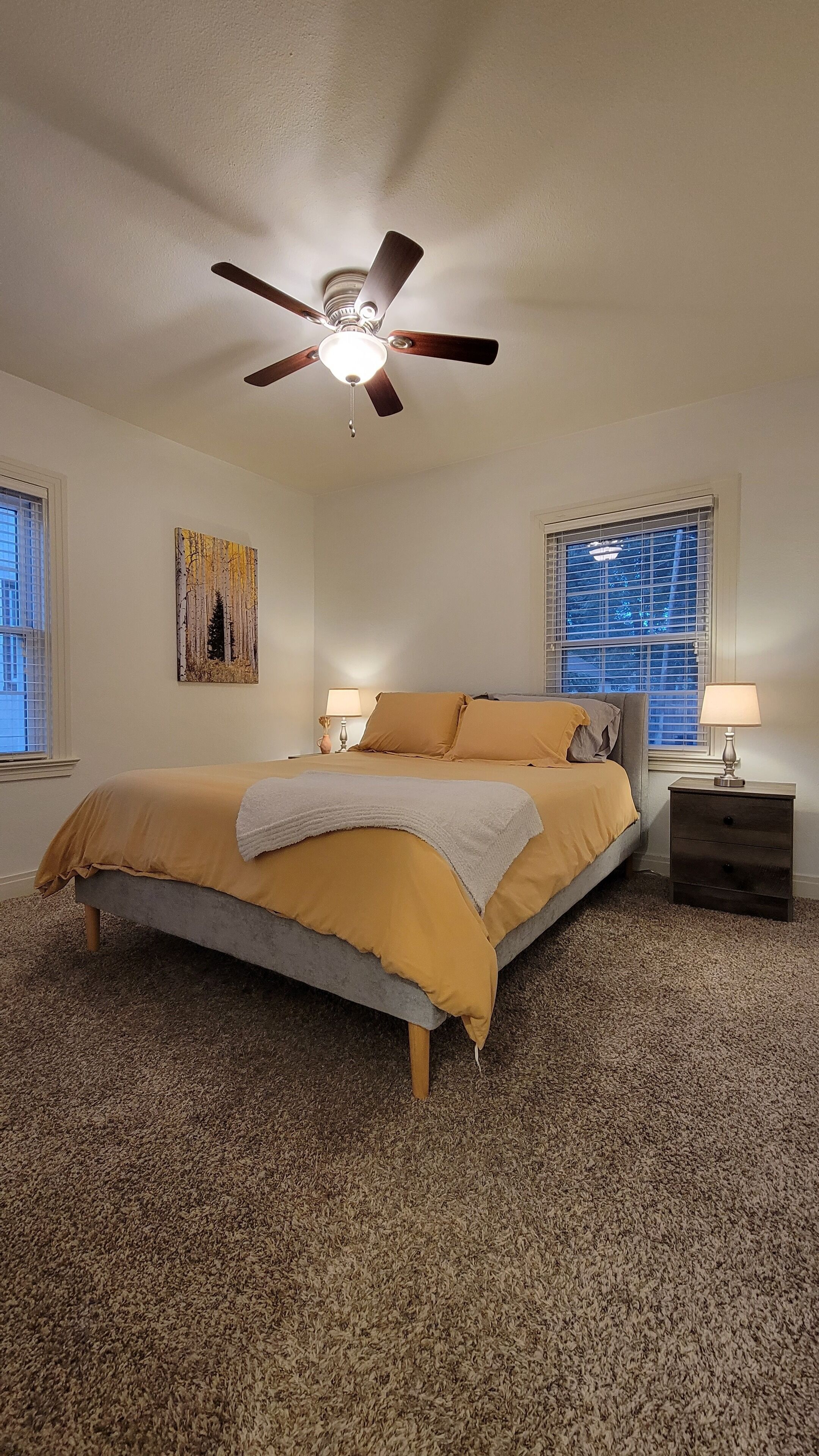 2 habitaciones, escritorio, wifi gratis y ropa de cama 