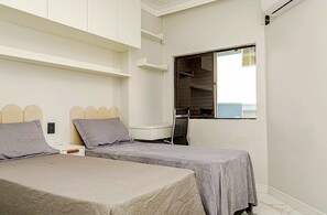 3 bedrooms, WiFi, bed sheets - Triplex Praia dos Ingleses (Florianópolis)