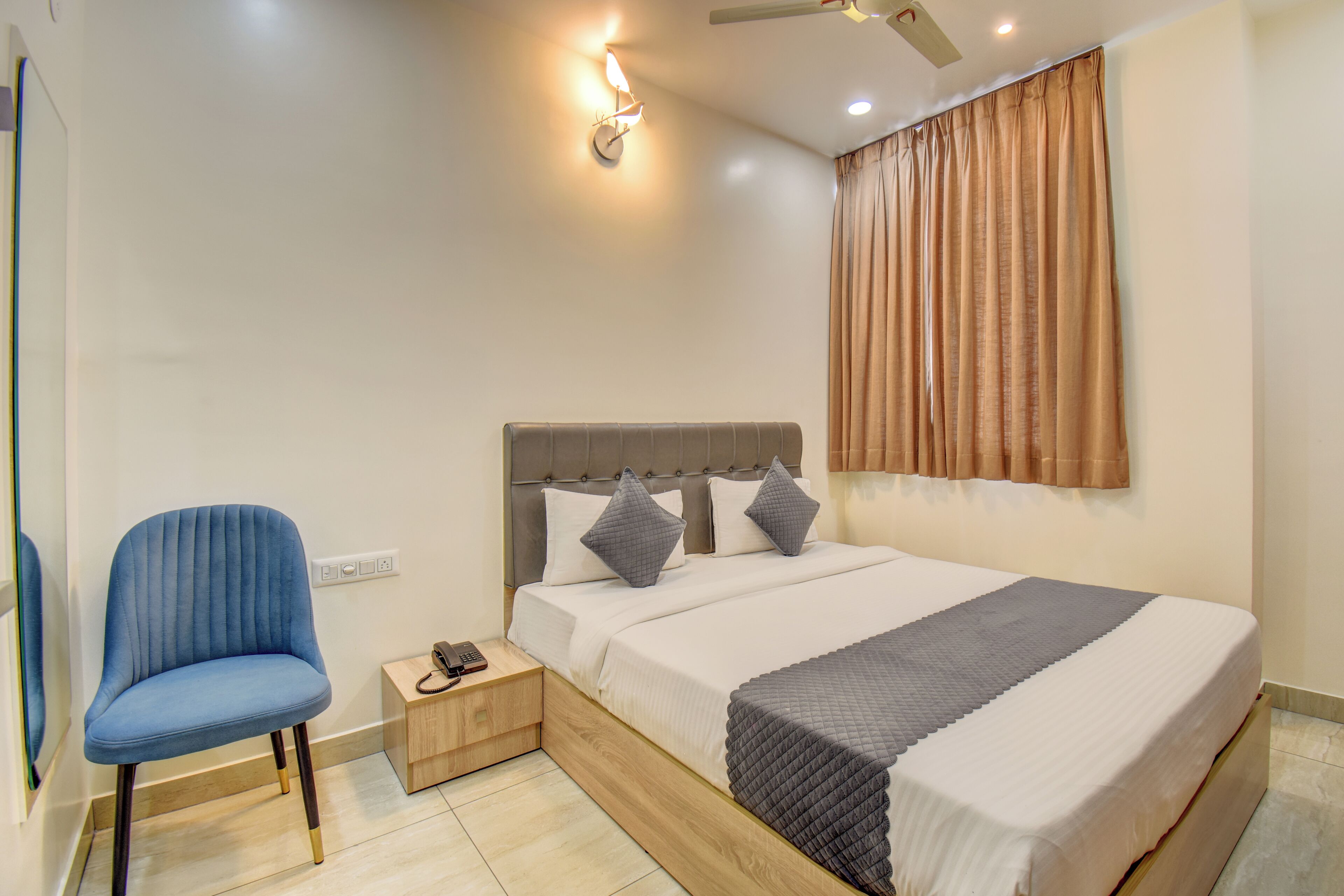 Standard Double Room, City View | Desk, blackout drapes, iron/ironing board, free WiFi