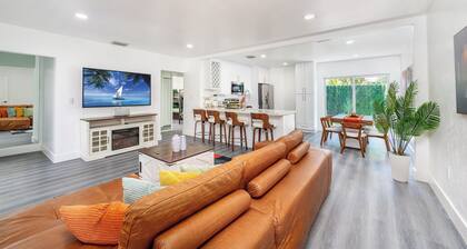 MIA - 4 BDR - 2 BTH - LAUNDRY ROOM - GAMEROOM - BBQ!