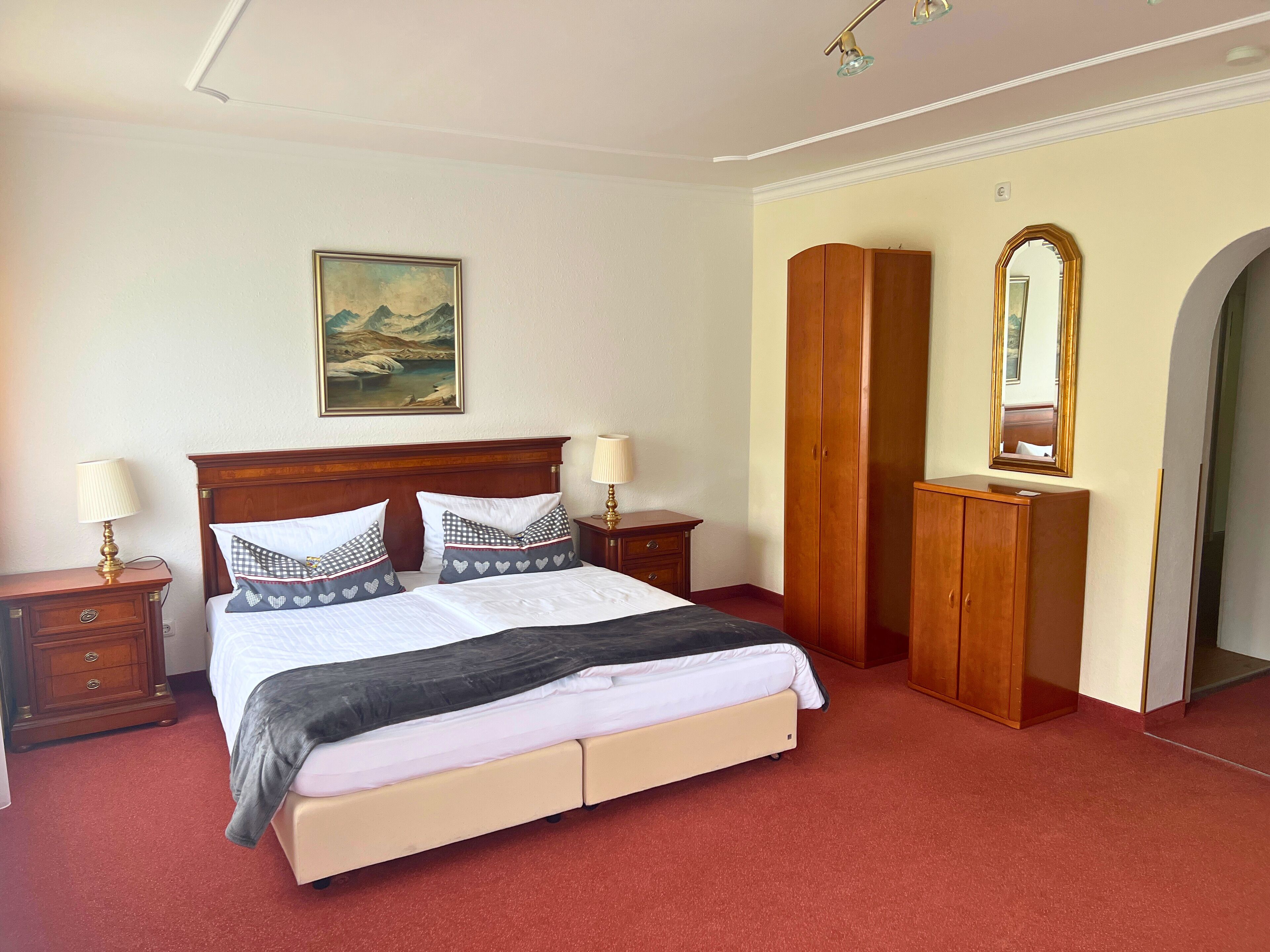 豪華雙人房, 露台, 花園景 | 房內夾萬、免費 Wi-Fi