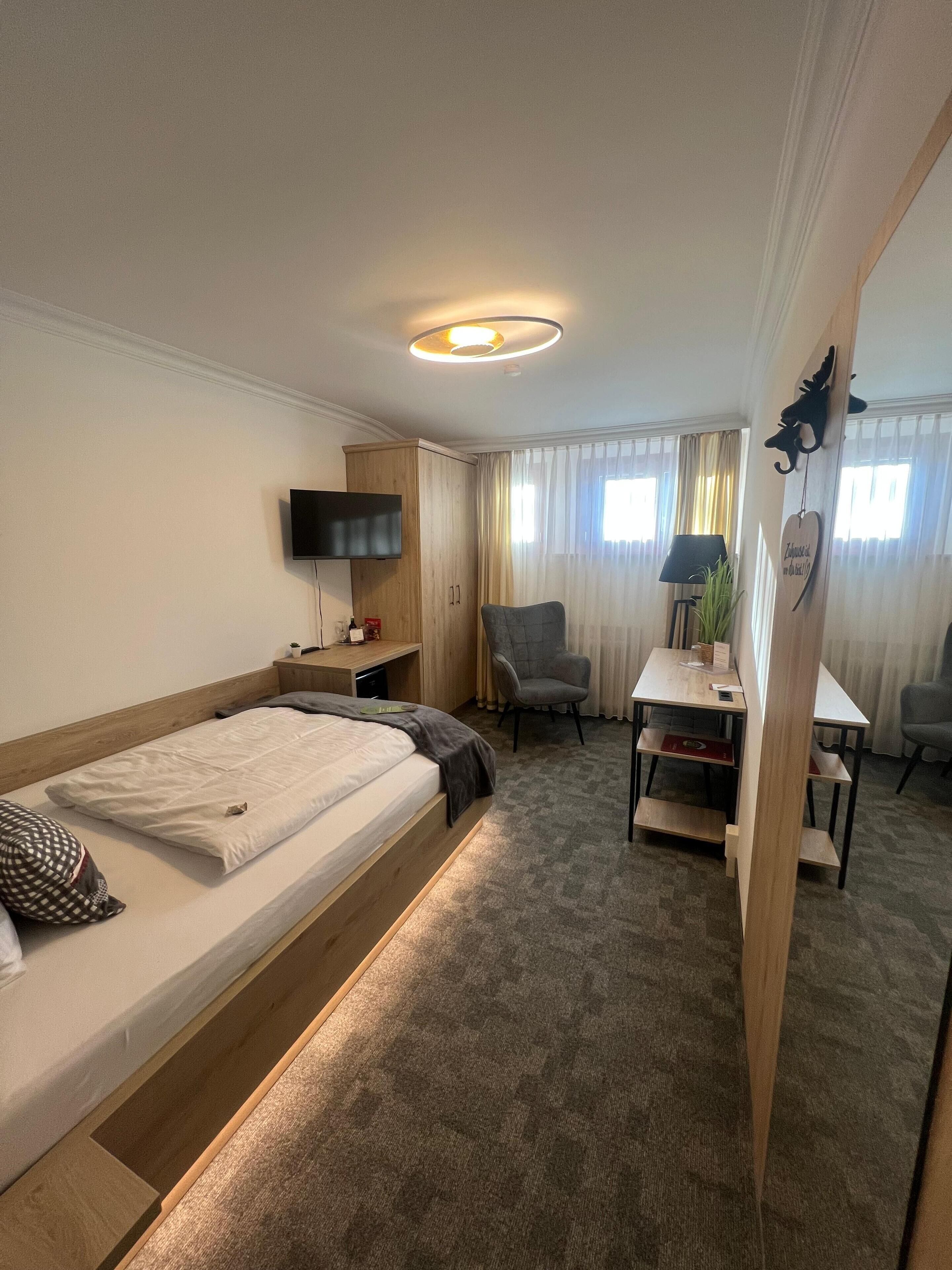 Standard Single Room, Courtyard View