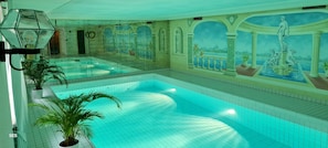 Indoor pool - Hotel Quellenhof (Bad Wiessee)