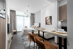1 bedroom, in-room safe, iron/ironing board, free WiFi - Serene Studio Escape w/ Balcony in JVC (Dubai)