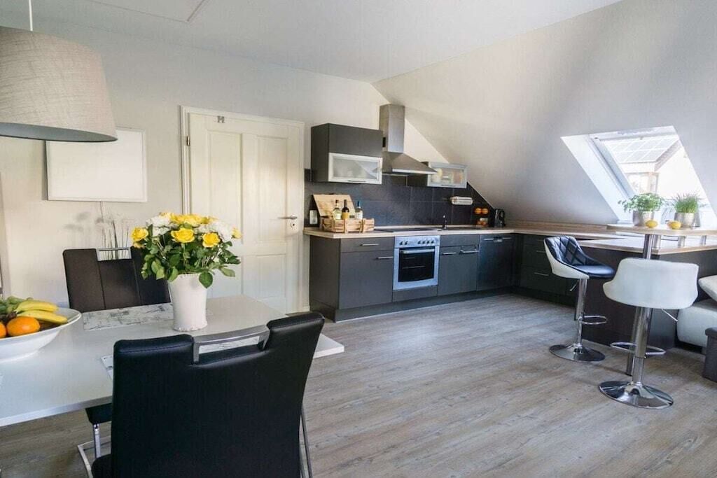 Kühlschrank, Ofen, Herdplatte, Geschirrspüler