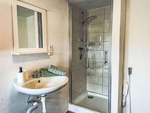Bathroom - Therese by Interhome (Mirow)