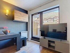 Interior - Les Olympiades by Interhome (Val Thorens)