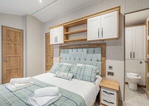 2 bedrooms, free WiFi