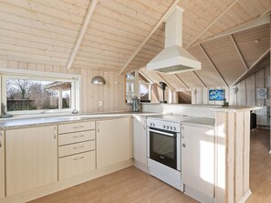 Frigorífic, microones i rentaplats 