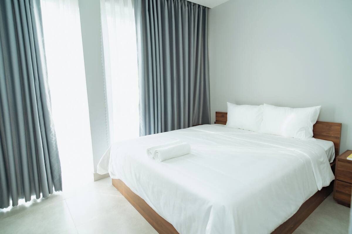 Standard Double Room | Blackout drapes, soundproofing, iron/ironing board, free WiFi
