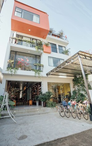 Front of property - Celia Boutique Hotel Phong Nha (Son Trach)