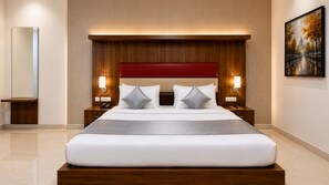 Executive Package Room with Free Airport Pickup and Drop | Desk, laptop workspace, WiFi (free), individually furnished - Hotel Urban Luxury by JMD Group (New Delhi)