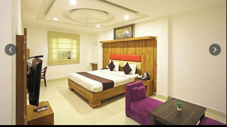 Hotel Urban Luxury by JMD Group