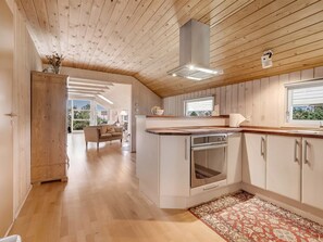 Fridge, microwave, oven, cookware/dishes/utensils - "Athislus" - 1.1km from the sea by Interhome (Glesborg)