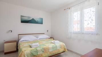 1 chambre, lit parapluie, Wi-Fi gratuit