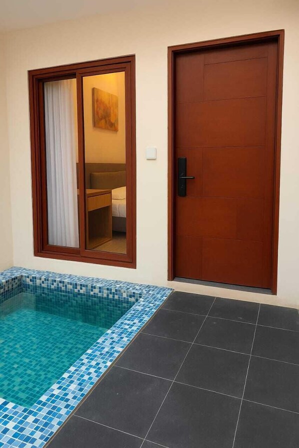 Indoor pool - Koku Kuta (Kuta)