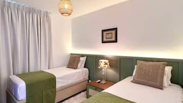 3 bedrooms, iron/ironing board, travel crib, WiFi