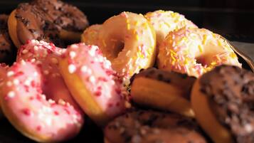 Tägliches inbegriffenes Frühstücksbuffet