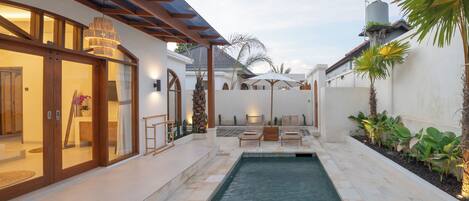 Luxury Villa, 1 King Bed, Private Pool | Premium bedding, desk, laptop workspace, free WiFi