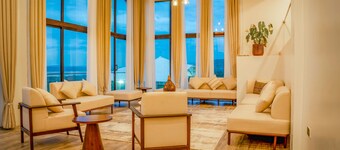 The 67 Escape, Elementaita