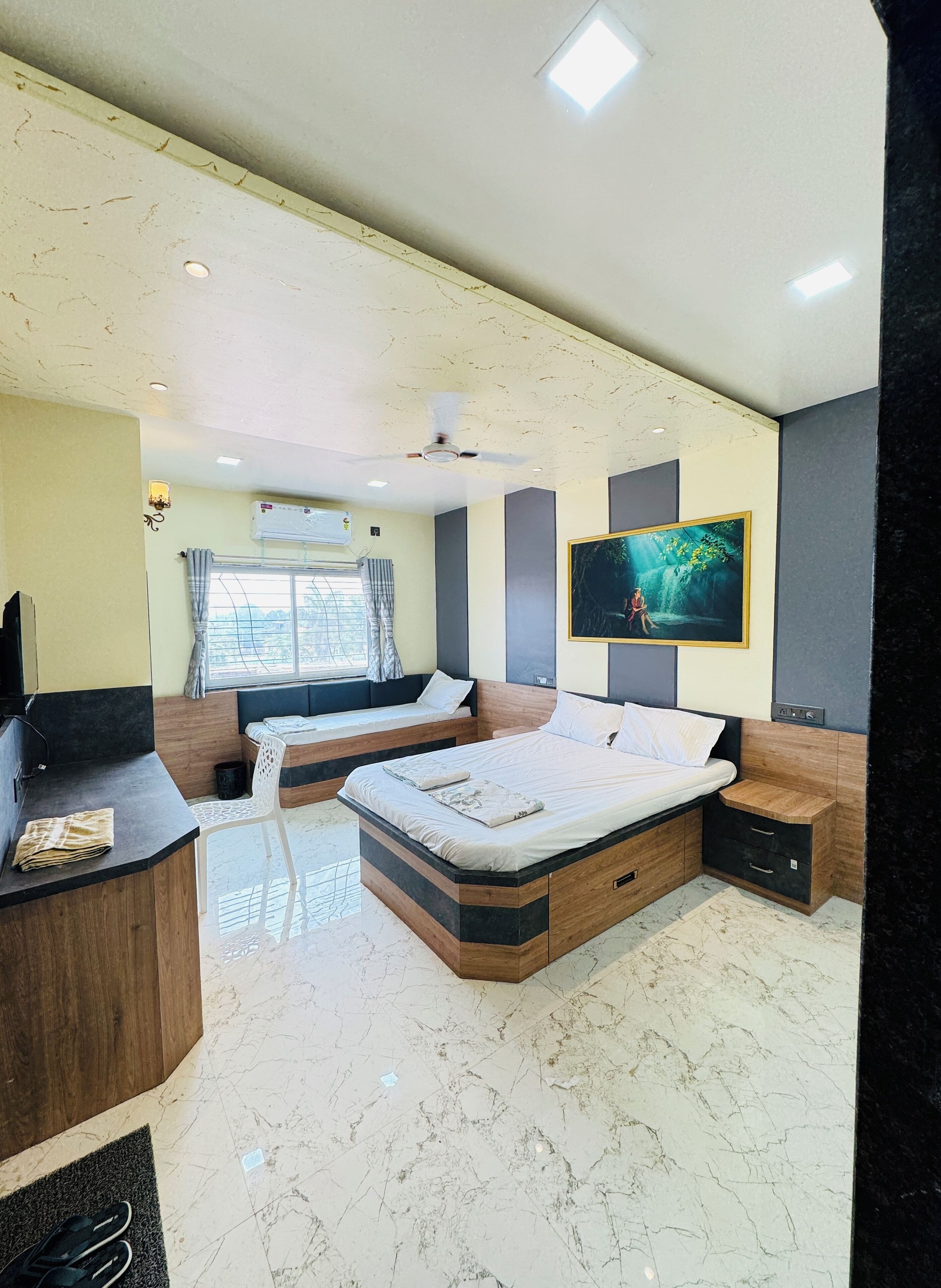 Family Double Room, Balcony, Hill View | Desk, laptop workspace