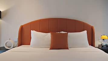 Grand Suite, 1 Bedroom, Club Lounge Access, River View | Egyptian cotton sheets, premium bedding, down comforters