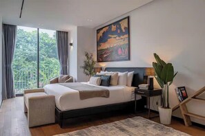 Villa – grand, 5 soverom, Club Lounge-tilgang, elveutsikt | Sengetøy i egyptisk bomull, sengetøy av topp kvalitet og dundyner