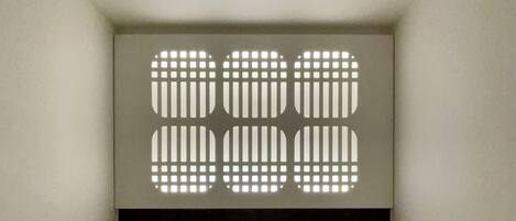 Enkelrum - endast män - icke-rökare | Sängtillbehör av högsta kvalitet, duntäcken, gratis wi-fi och sängkläder