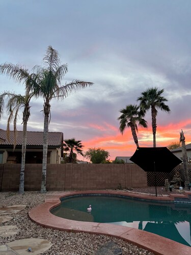 Cozy 4bd3ba Pool/FirePit/BBQ House in Maricopa