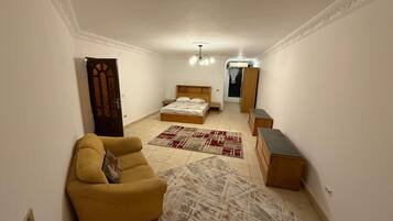 4 bedrooms, WiFi, bed sheets