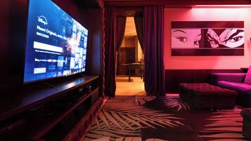 Smart TV, fireplace, DVD player, foosball