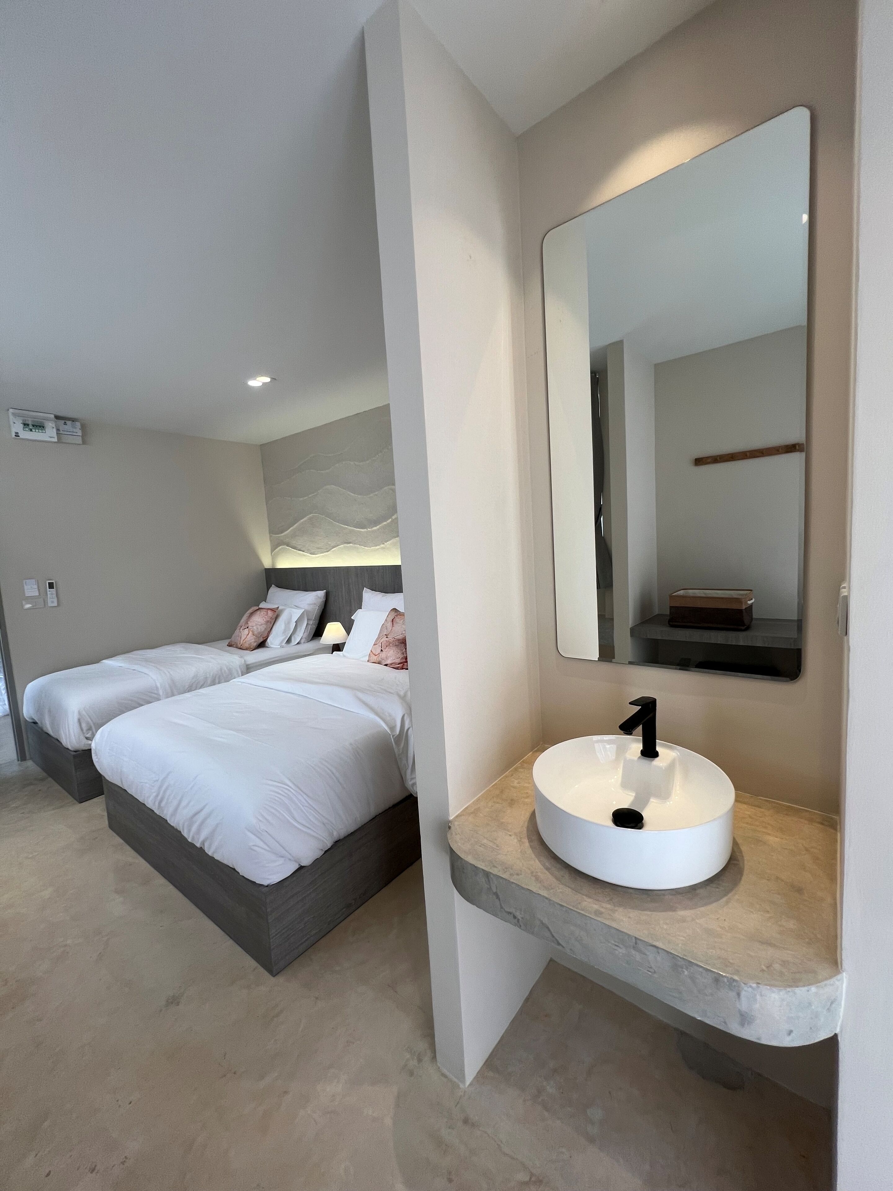 Superior Triple Room | Free WiFi
