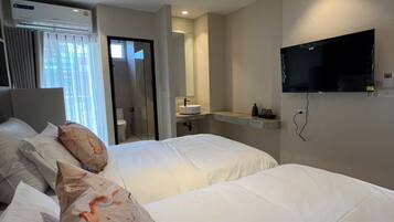 Superior Twin Room | Free WiFi