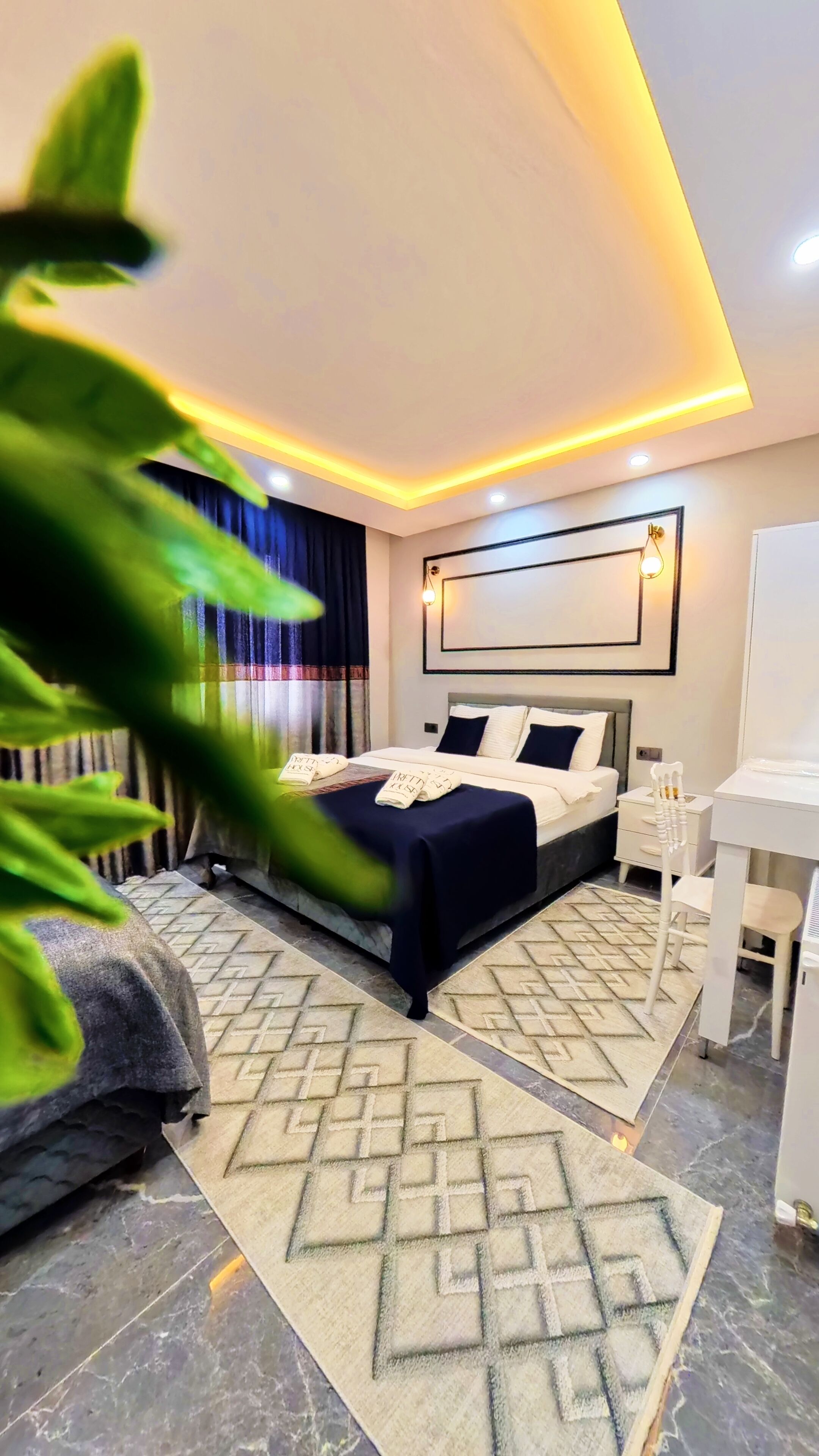 Condo família, sacada, vista para a cidade | Roupas de cama premium, frigobar, cofres nos quartos