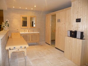 Massage - VILLA CARA (Mougins)