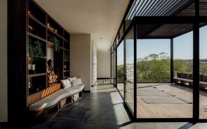 Interior - Mega Mansion | Staff - Club - Golf - Gym - 40ppl (Tulum)