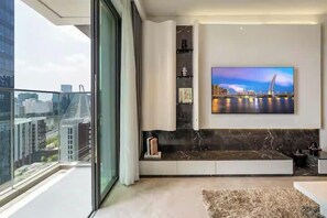 ملاءات من القطن المصري وأغطية فراش متميزة وألحفة محشوة بالريش