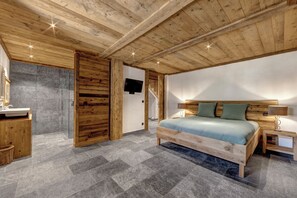 5 bedrooms, iron/ironing board, WiFi, bed sheets - Charming Alpine chalet (Saint-Gervais-les-Bains)