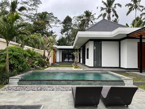 Outdoor pool - Guru Darma Villa Newly Built September 2025 (Taro)