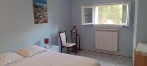 Bügeleisen/Bügelbrett, WLAN, Bettwäsche