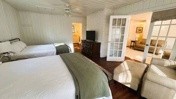 3 bedrooms, WiFi, bed sheets