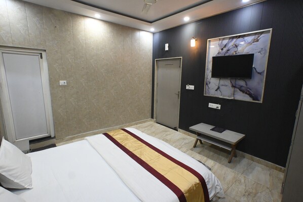 Habitación individual Deluxe | Escritorio y wifi gratis 